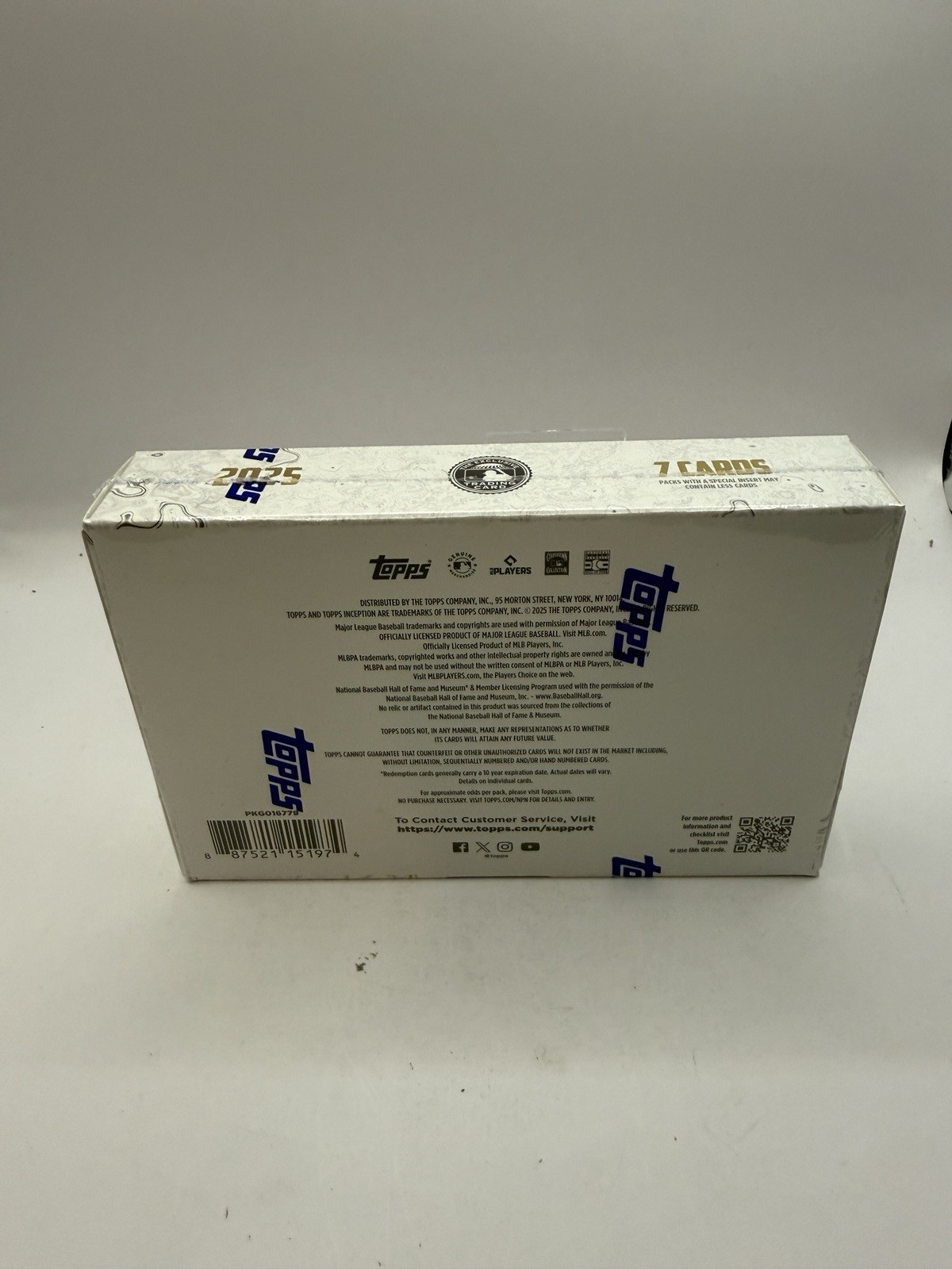 2025 Topps Inception Baseball Hobby Box – Factory Sealed