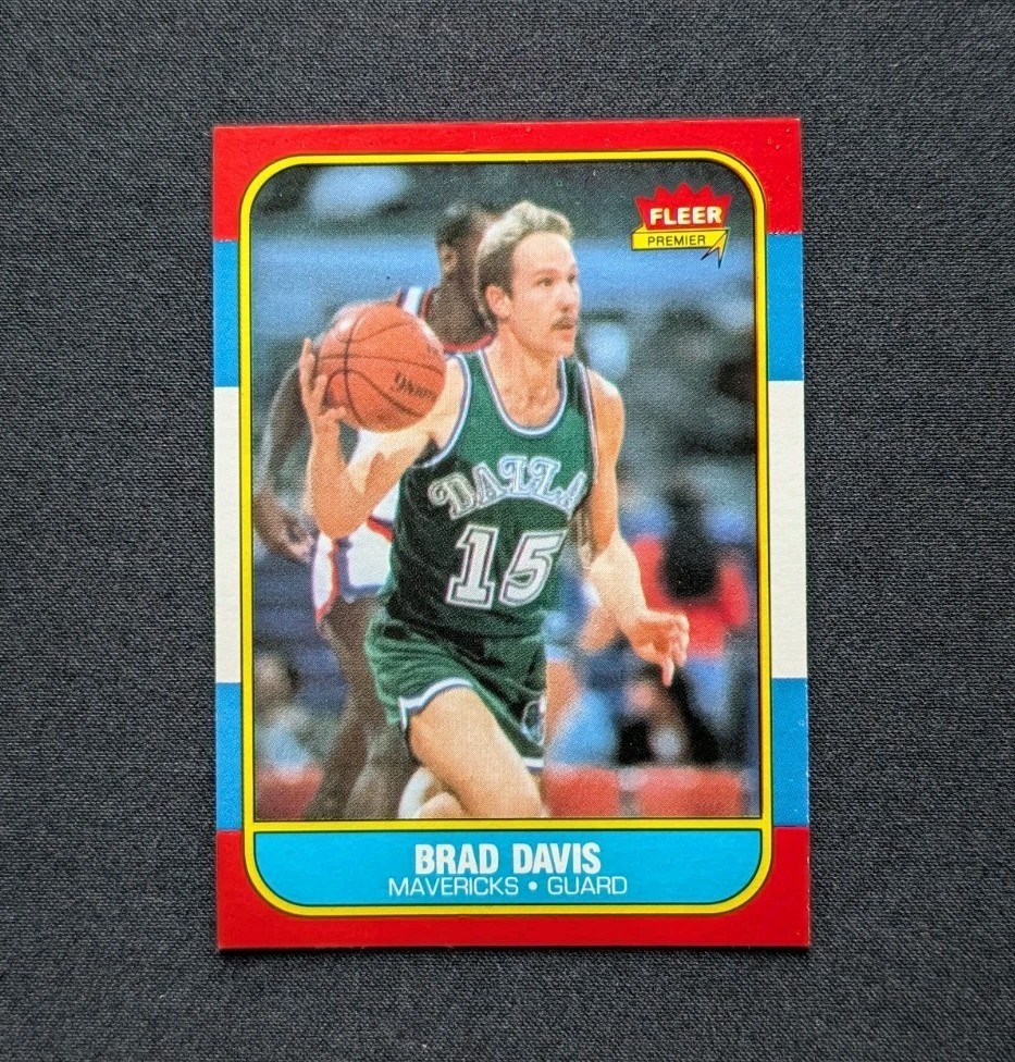 1986-87 Fleer Set-Break # 22 Brad Davis NR-MINT