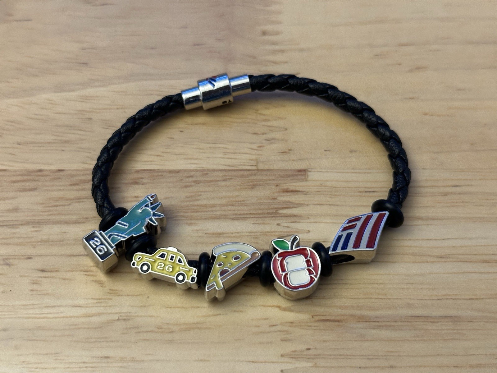 FIFA World Cup BofA Bracelet New York NYC ALL EXCLUSIVE Charms SAME DAY SHIP🍕🗽