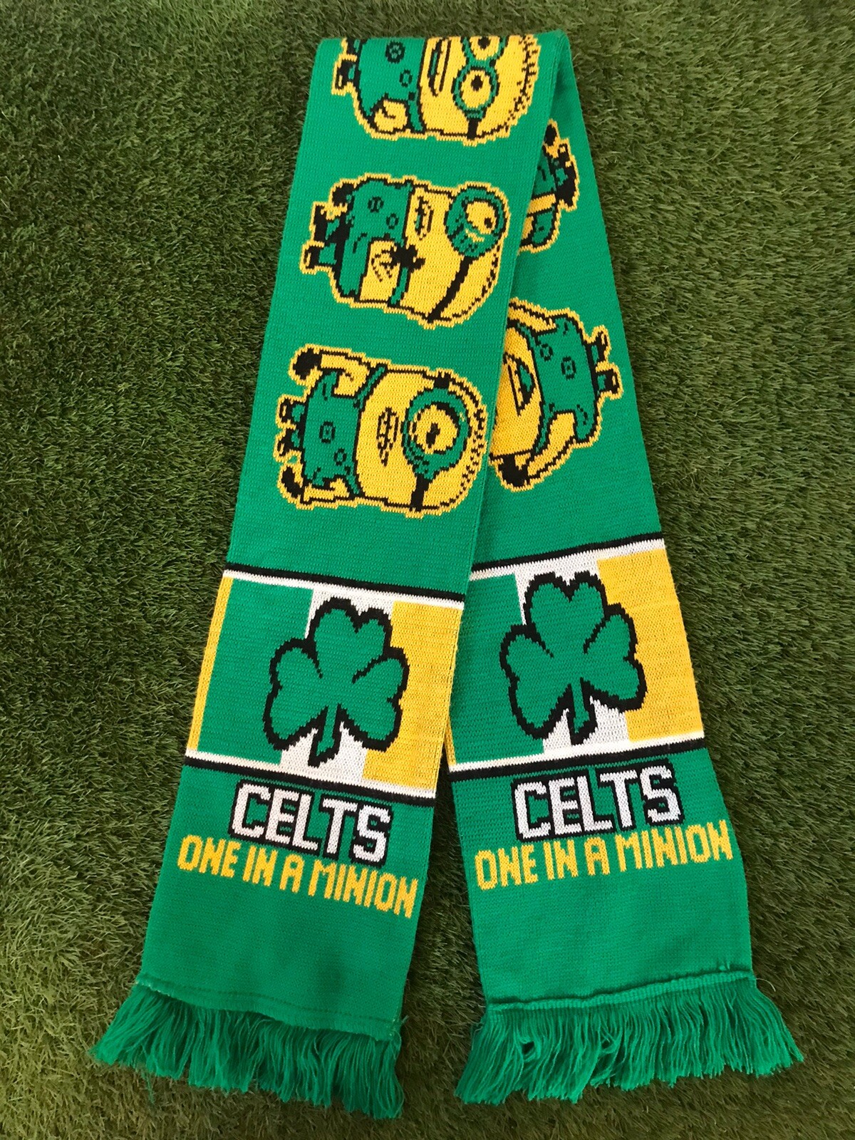 INCREDIBLY RARE Celtic Vintage Minions Football Scarf 90’s Shirt Retro Glasgow