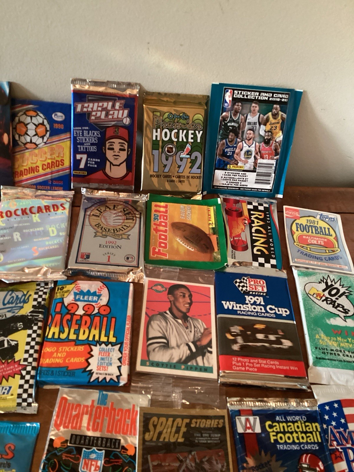 Lot of 50 Diff Random Unopened Packs Sport & Non Sport with 1 LEAF METAL proof
