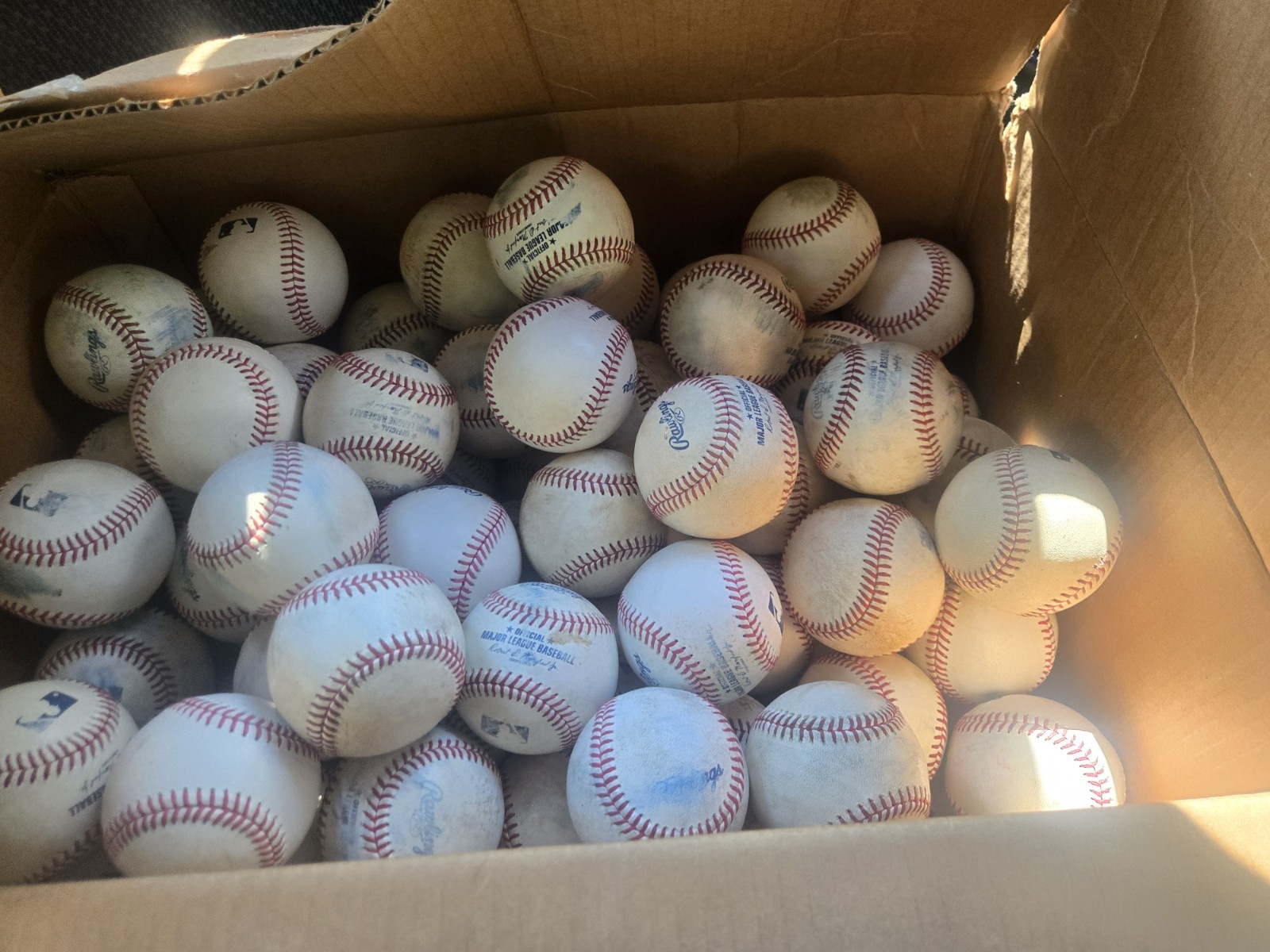 Rawlings Used Official MLB Baseballs