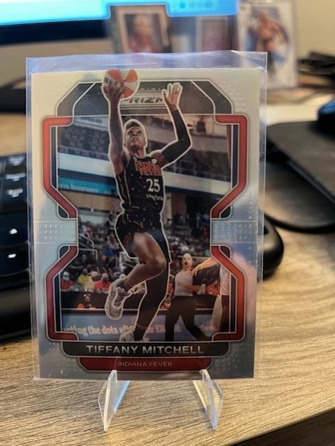 2022 Panini Prizm WNBA – Tiffany Mitchell #96 Silver Prizm