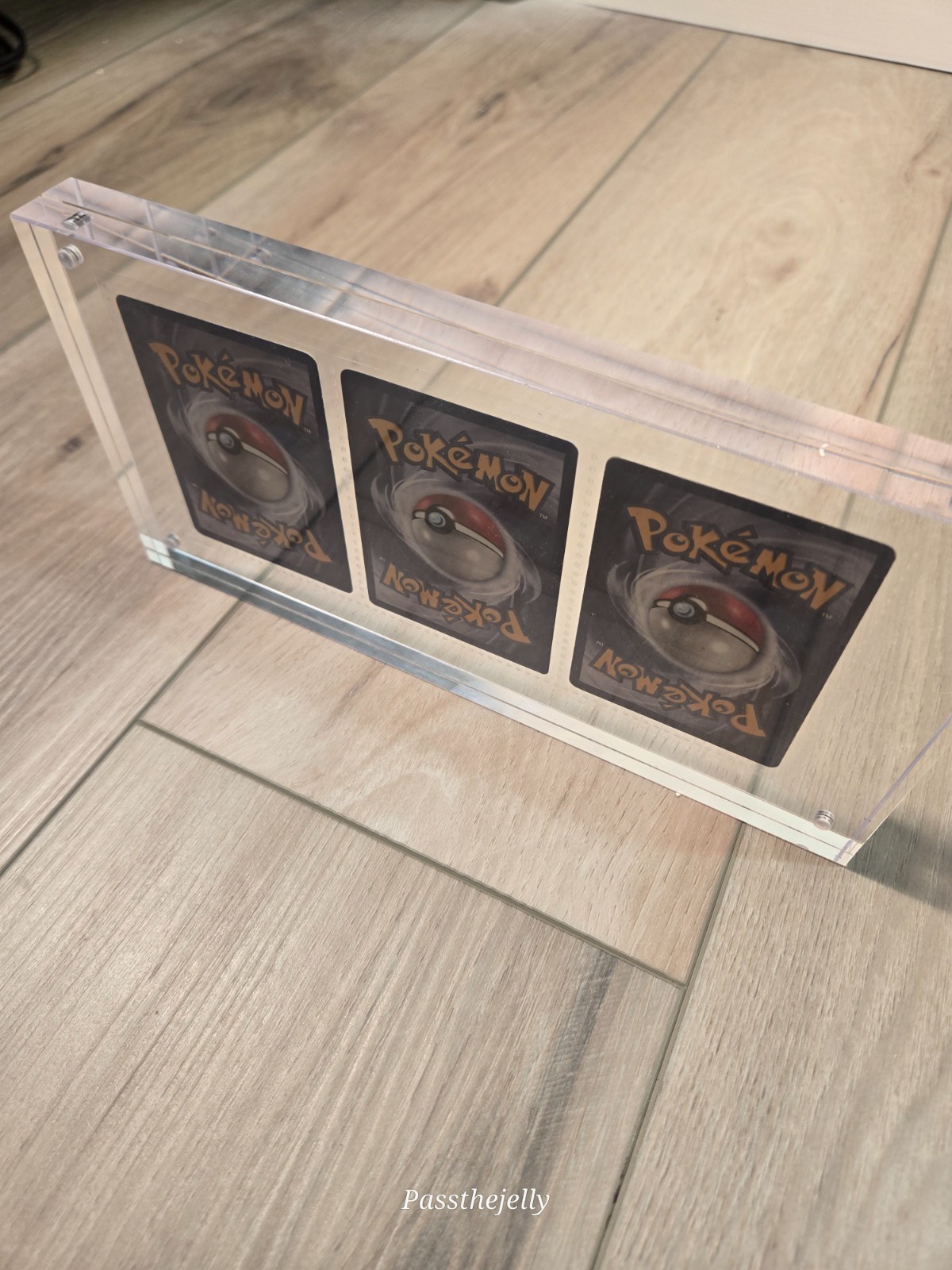 Magnetic Pokemon Card Display Case 3 Card Acrylic Holder Frame Protective