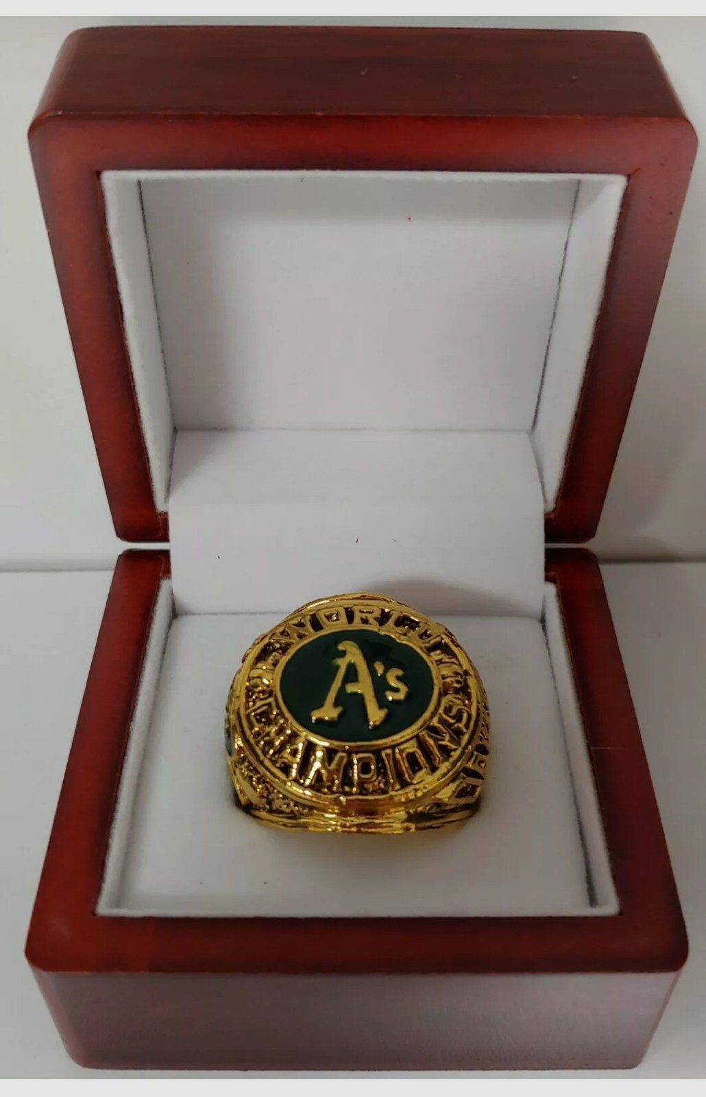 Oakland Athletics – 1974 World Series Ring With Wooden Display Box
