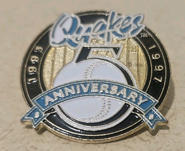 Baseball Rancho Cucamonga Quakes vintage Enamel Pin Badge Button Dodgers Angels