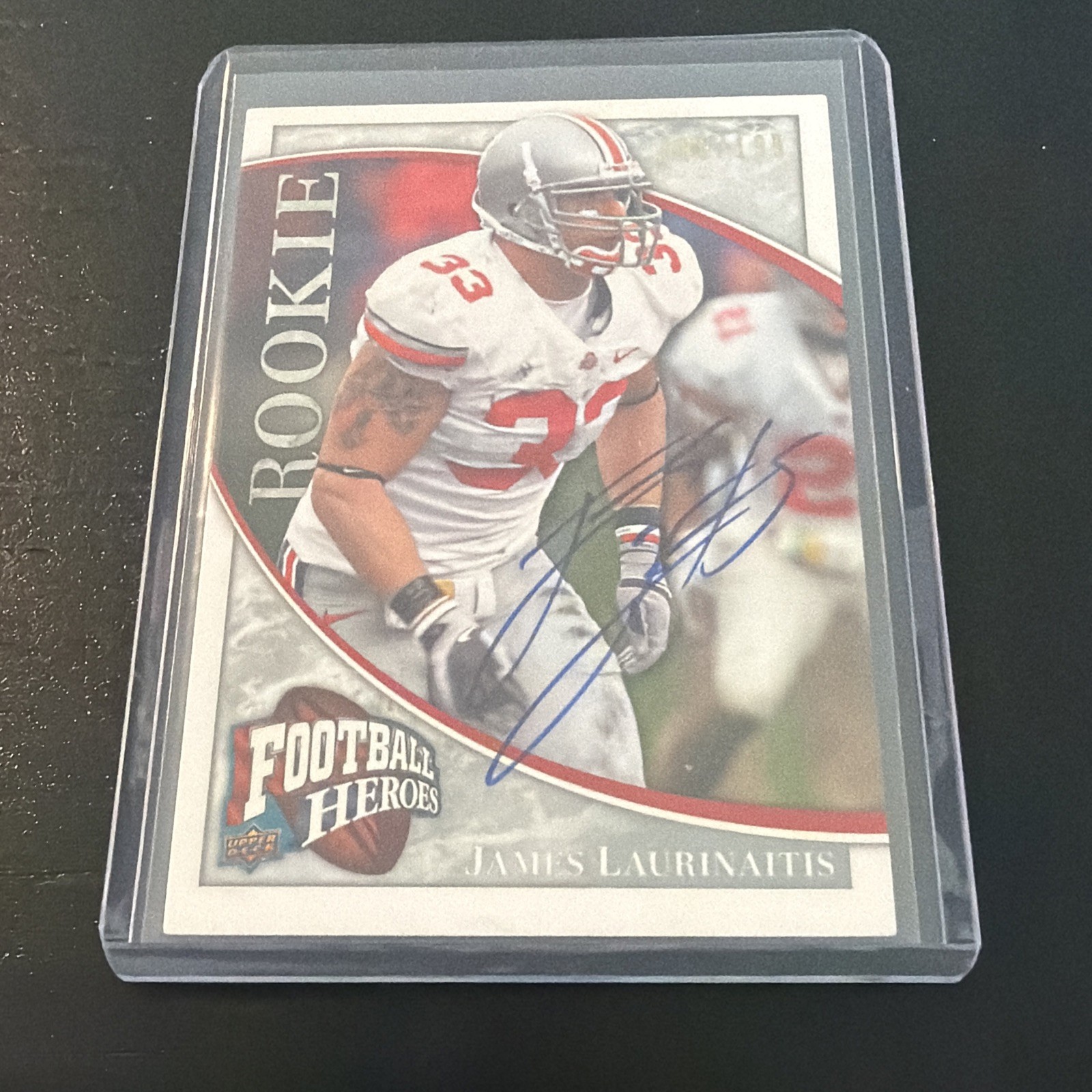 2009 Upper Deck Rookie Heroes – James Laurinaitis RC Auto /199