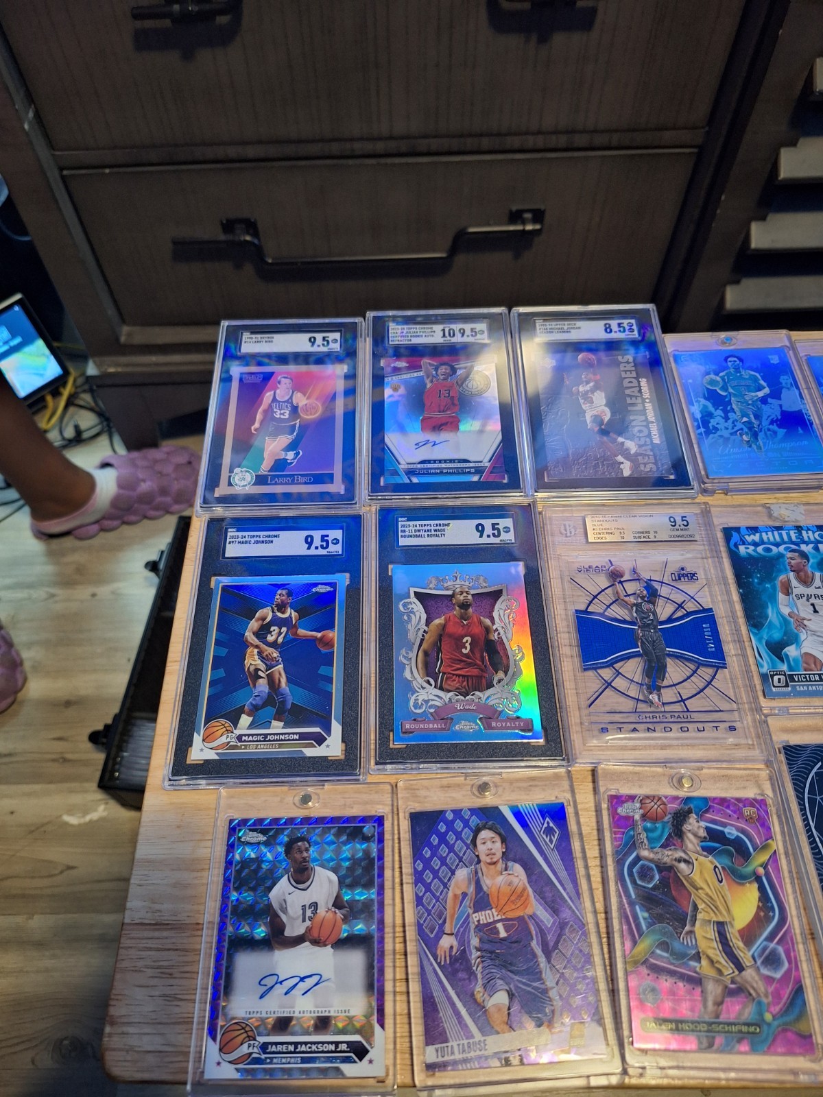 15 Basketball Lots 1 Slab And A Mix Of Auto, Sp, Numbed And None Numbered Cards