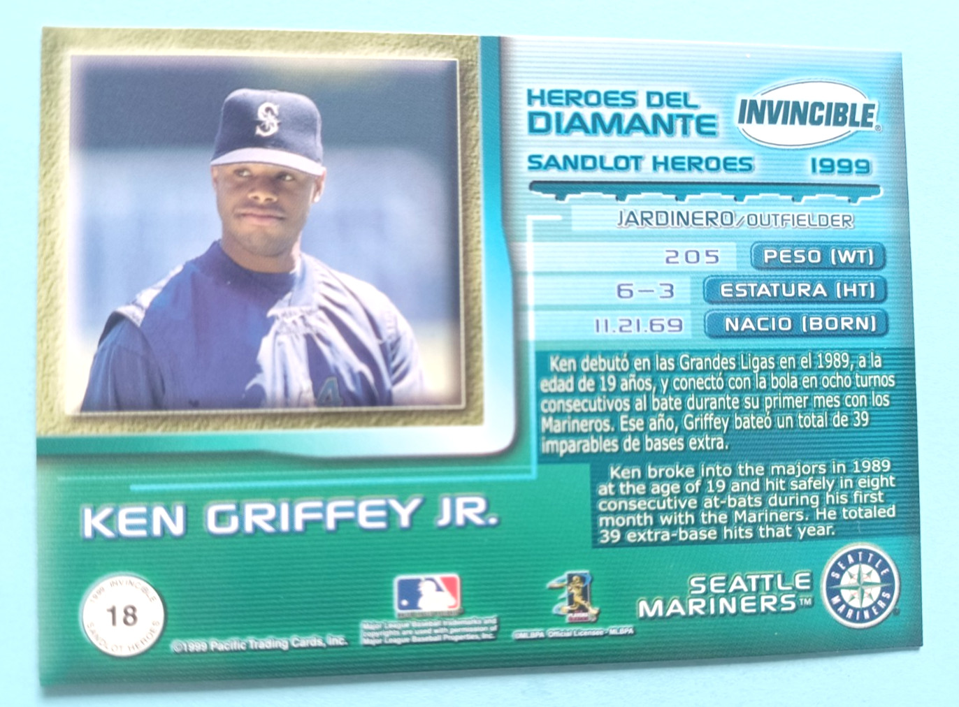 1999 PACIFIC INVINCIBLE KEN GRIFFEY JR #18 SANDLOT HEROES STANDING MARINERS