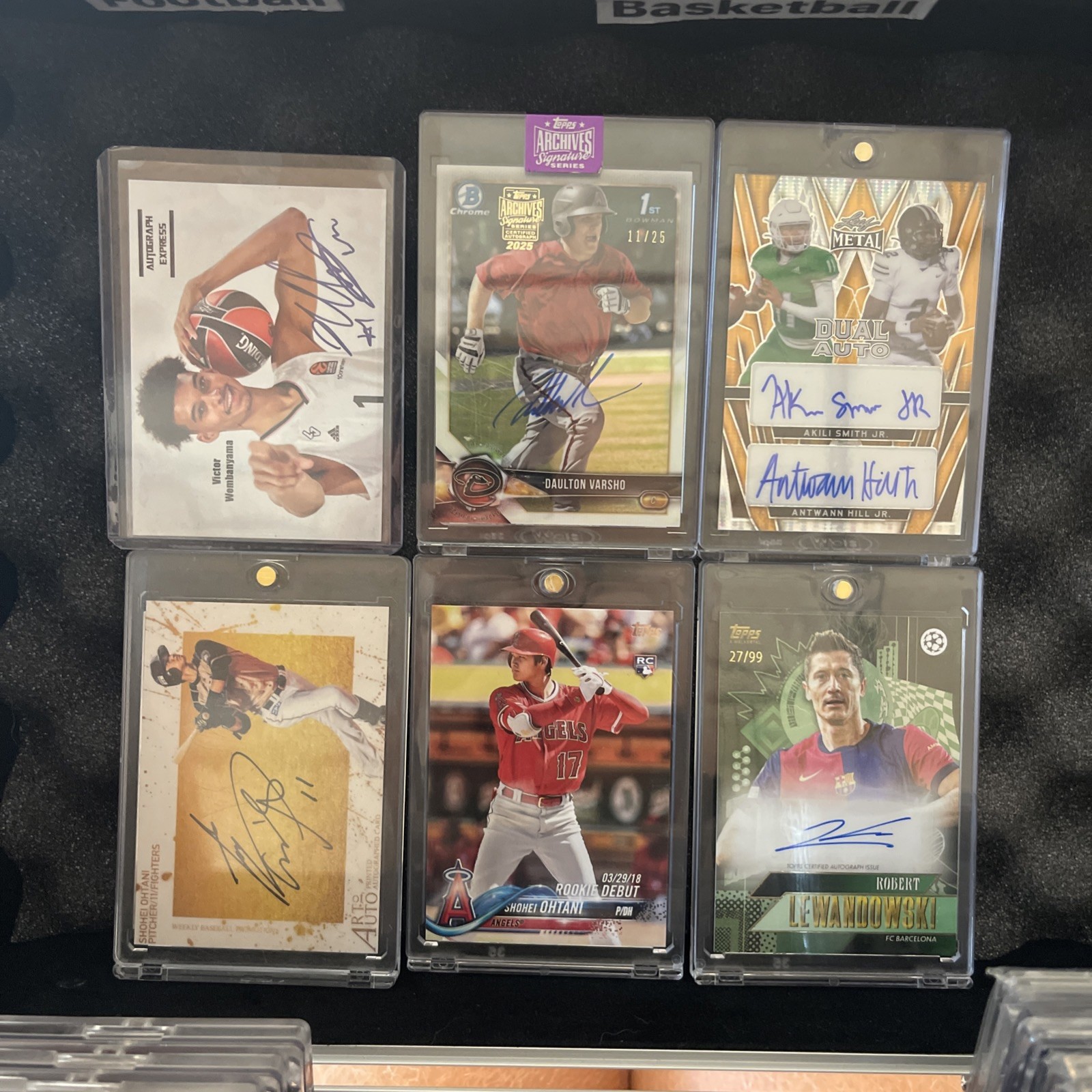 HUGE BASEBALL CARD LIQUIDATION FIRE 🔥 SALE! 2000 Cards. Read description