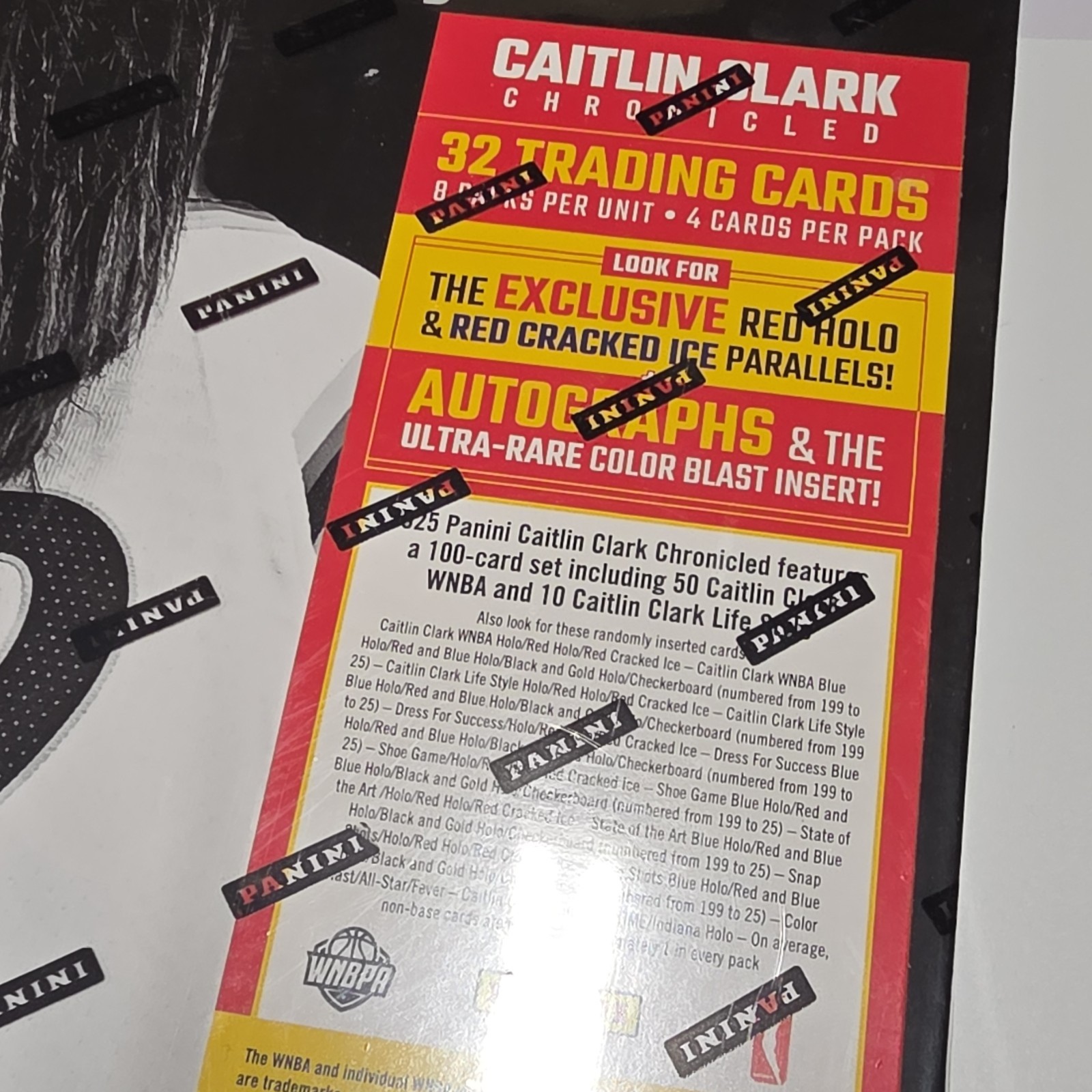 Panini Caitlin Clark Chronicled 2025 Card Box 32 Cards Red Parallels Autographs