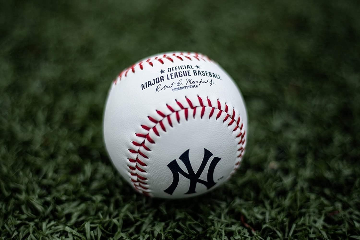 2026 MLB Official Baseball Featuring St. Louis Cardinals Logo – Perfect for Fans