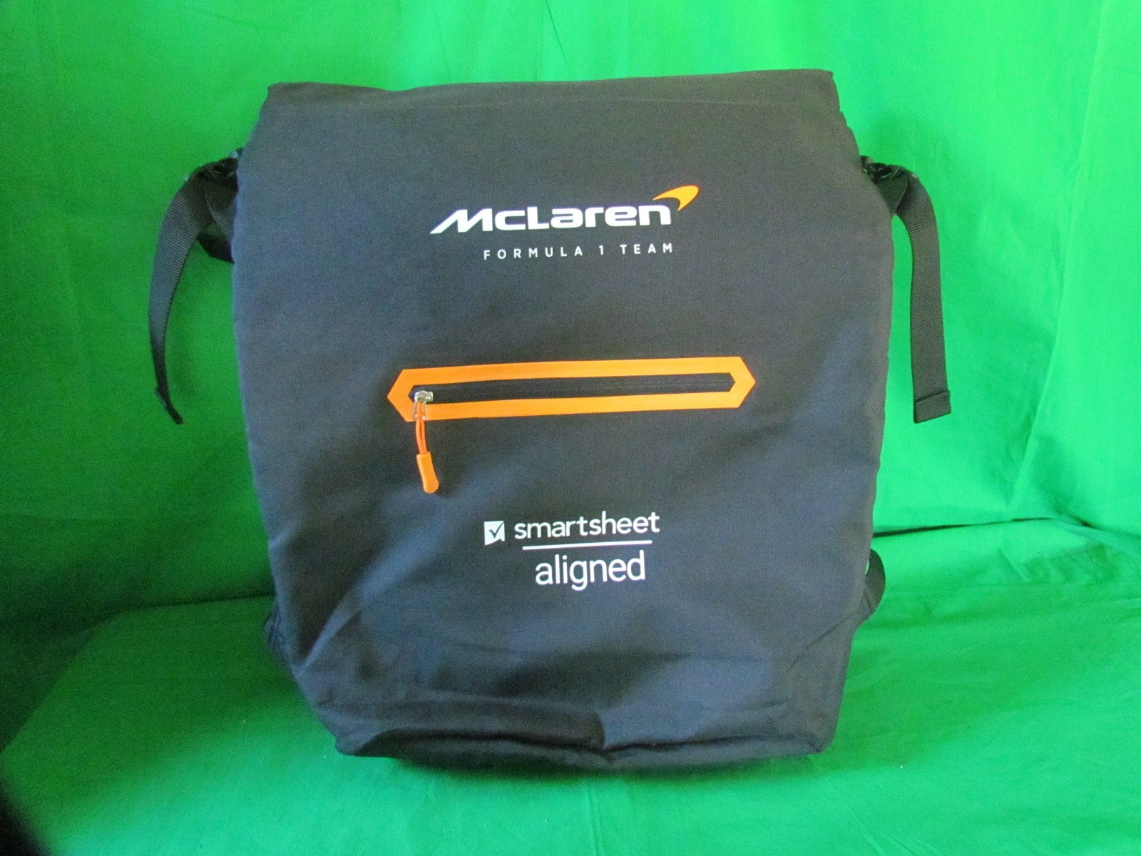 Official McLaren Formula 1 F1 Team Backpack Roll Top Bag Sponsor Logo Excellent