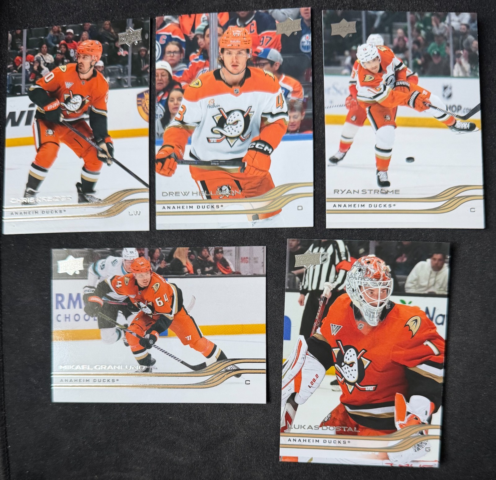 2025-26 Upper Deck UD Extended Series Hockey – PYT Pick Your Team Set w/ Photos!
