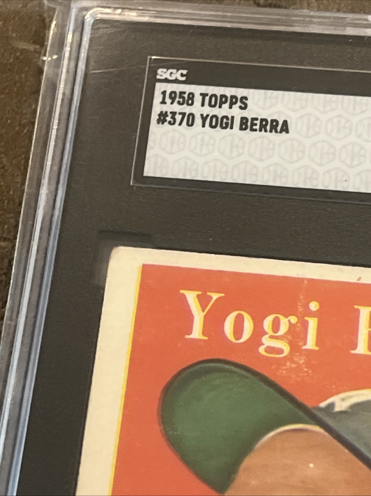🔥⬛️Yogi Berra⬛️🔥1958 Topps Baseball #370 ~ N. Y. Yankees HOF ~ SGC 2.5