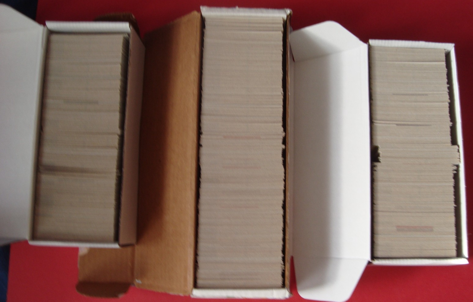 Lot over (1100) 2002 Fleer Tradition Update BASEBALL cards