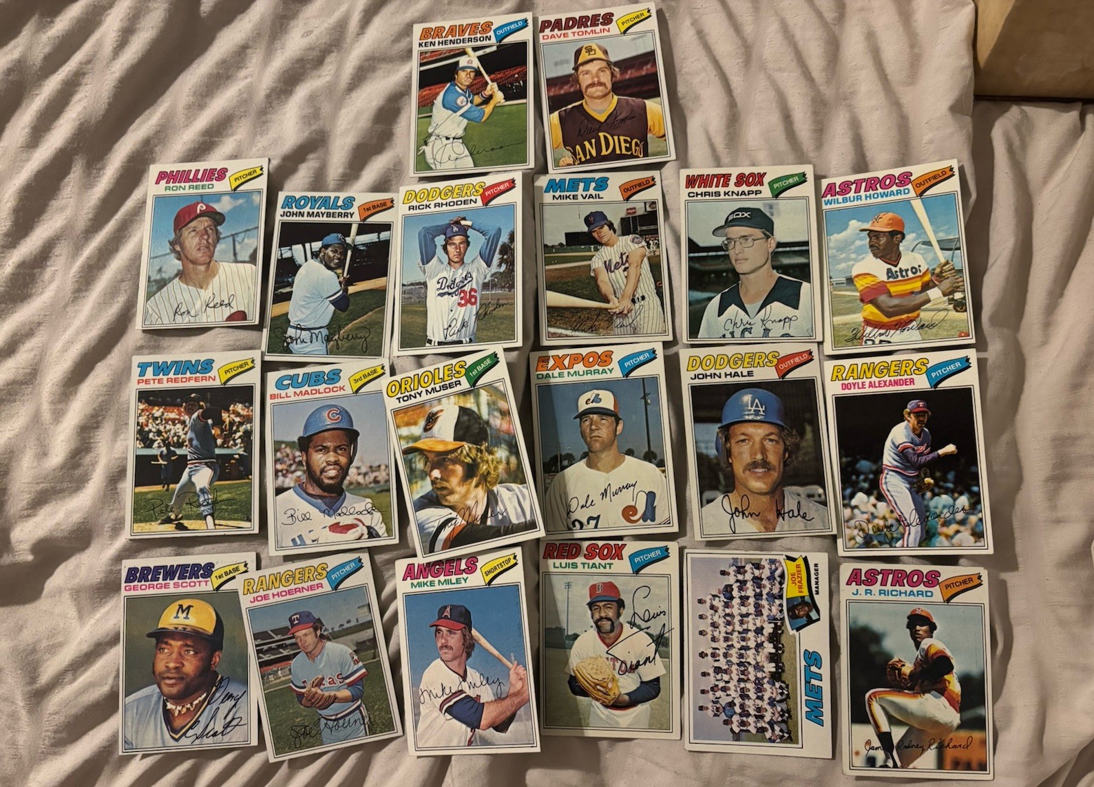 1977 Topps Baseball U-Pick #181-360 VGEX Free shipping on 3+ items