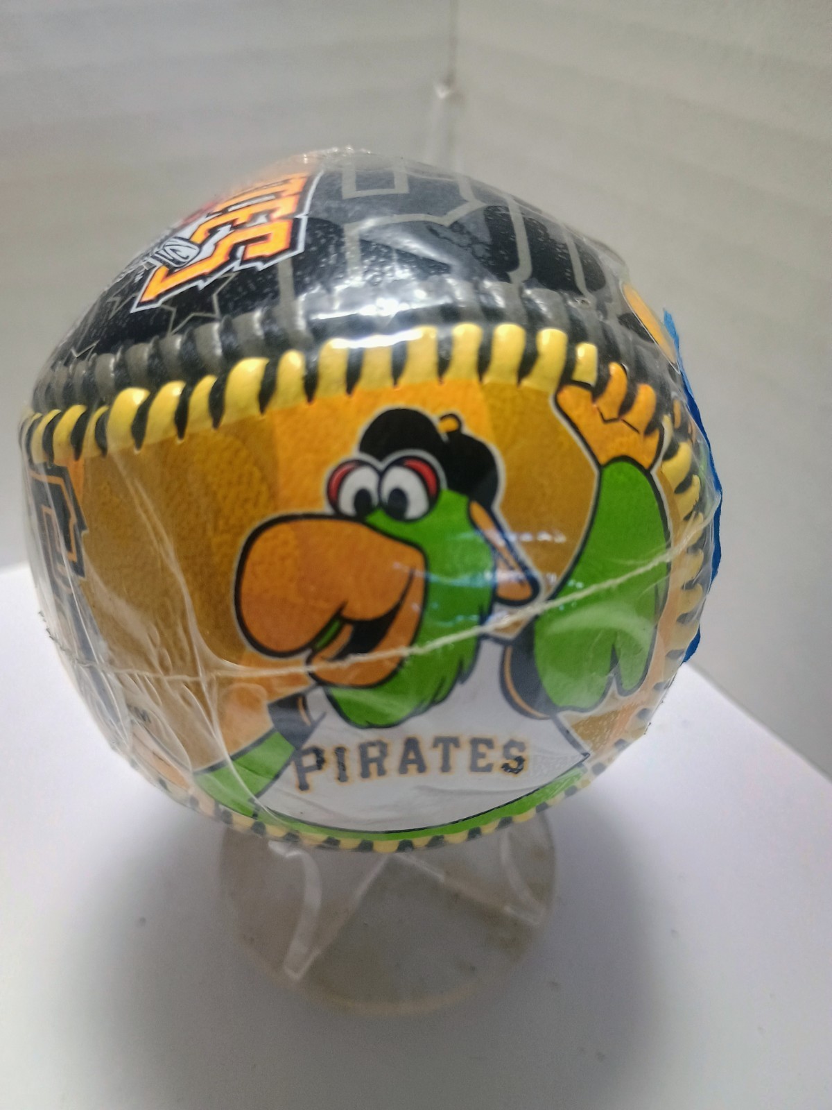 Pittsburgh Pirates Collectable Souvenir Baseball **Your Choice**