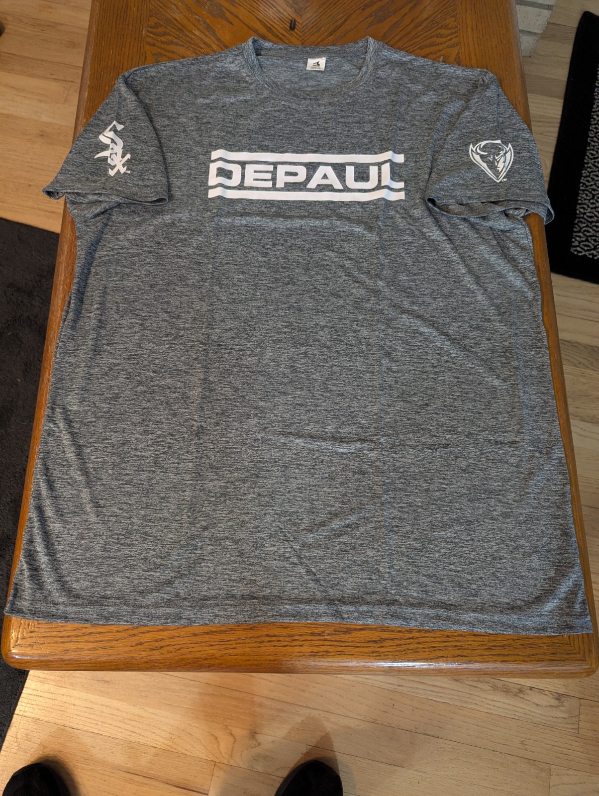 CHICAGO WHITE SOX Depaul T-SHIRT Size XL SGA Special Ticket Free Shipping