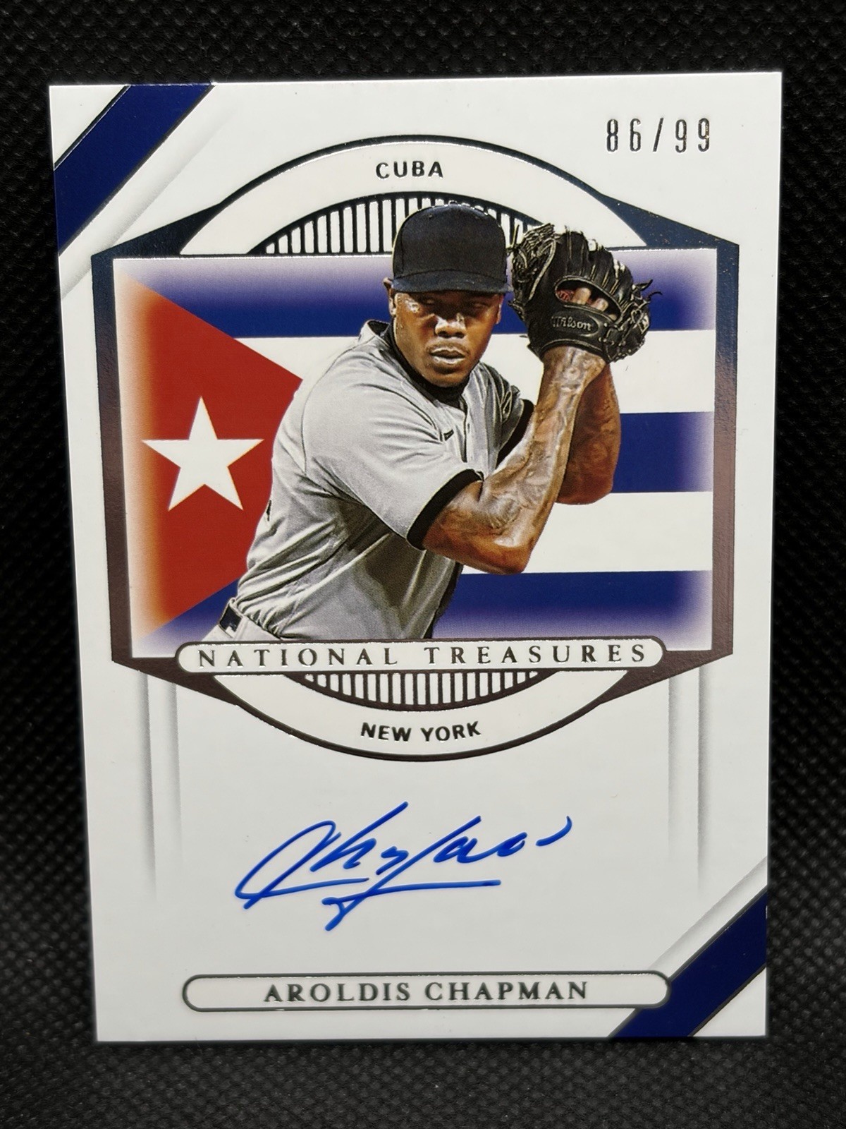 Aroldis Chapman 2021 National Treasures International On-Card Auto 86/99