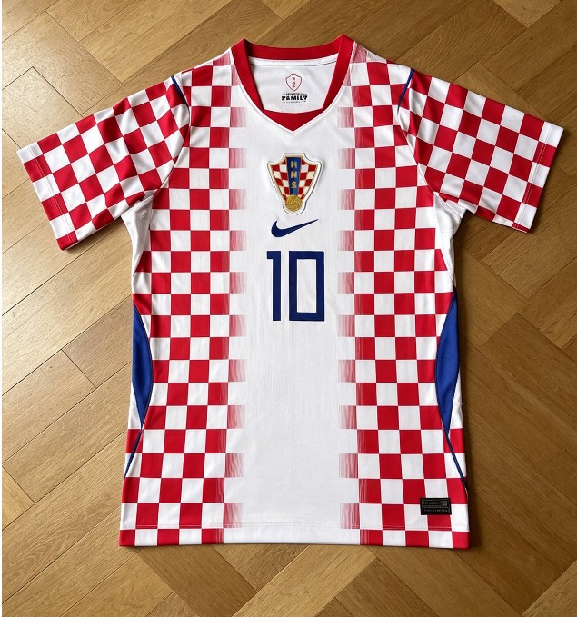 Croatia 2026 Modric #10 Home Jersey Fans Version New With Tags S-4XL