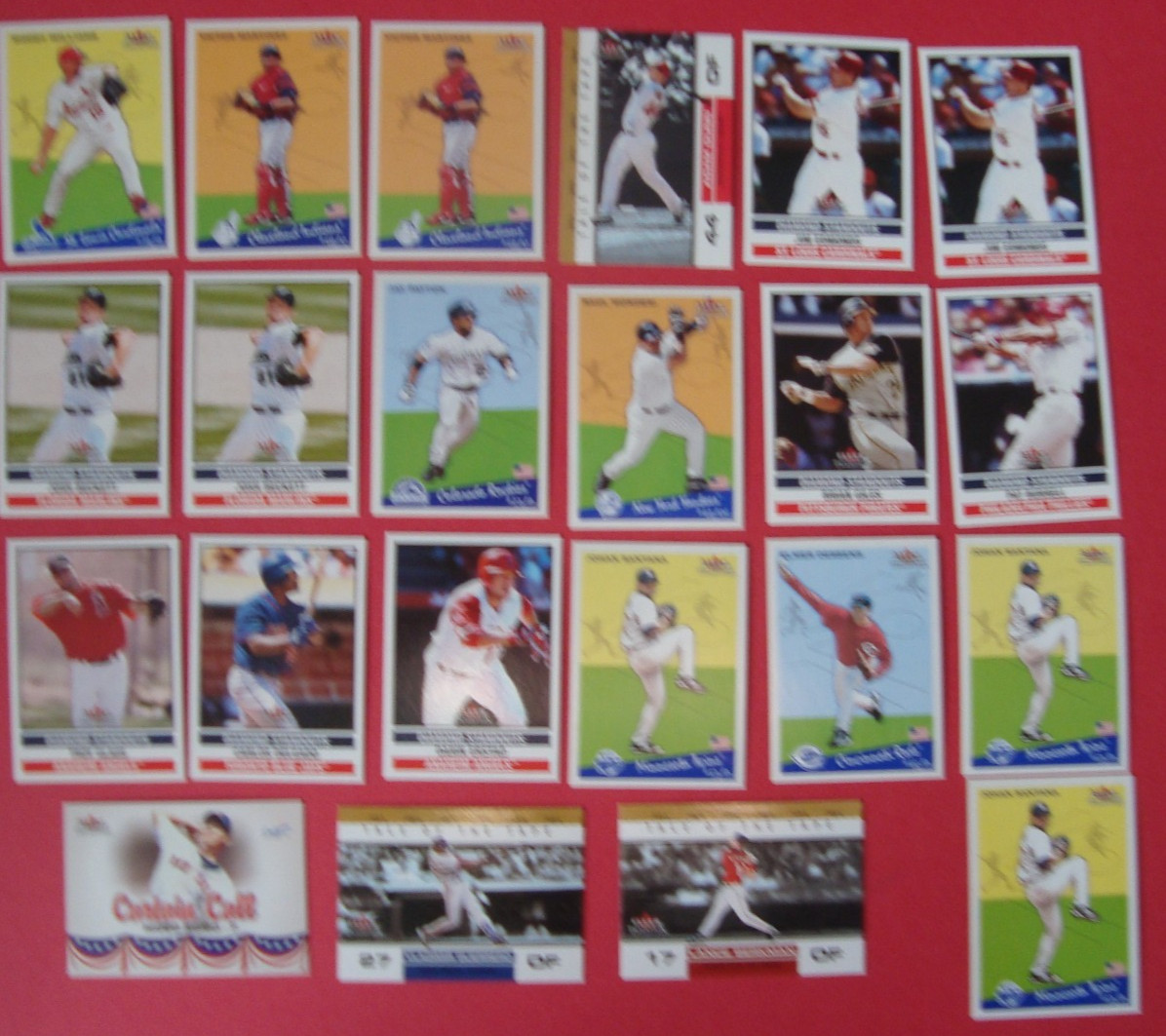 Lot over (1100) 2002 Fleer Tradition Update BASEBALL cards
