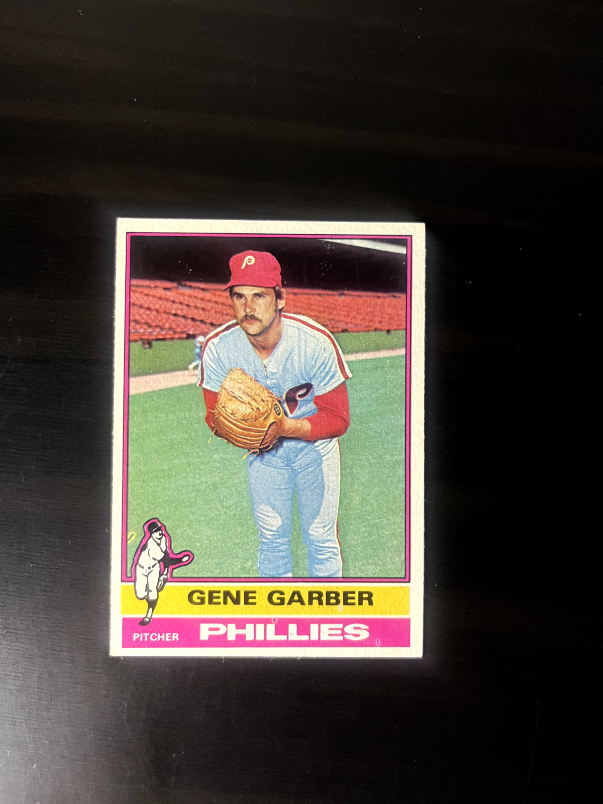 1976 Topps Baseball #1-330 You-Pick-Your-Card. Complete Your Set. NM+.