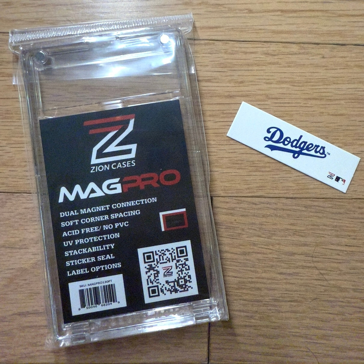 ZION CASES MAGPRO 130 PT MAGNETIC ONE-TOUCH CARD HOLDER + DODGERS MLB LABEL SET