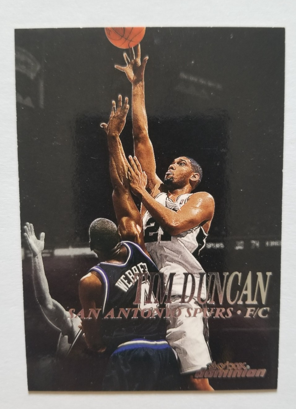 1999-00 SkyBox Dominion #42 Tim Duncan San Antonio Spurs