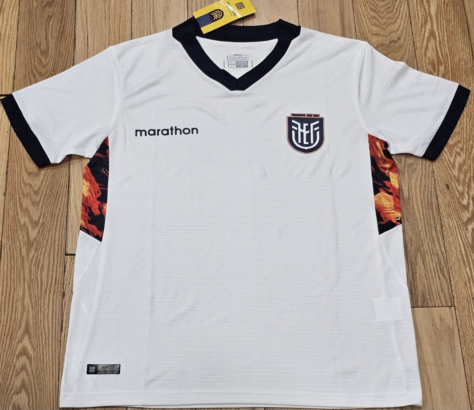 New Navy V-Neck Ecuador National Soccer Team White Jersey World Cup 2026