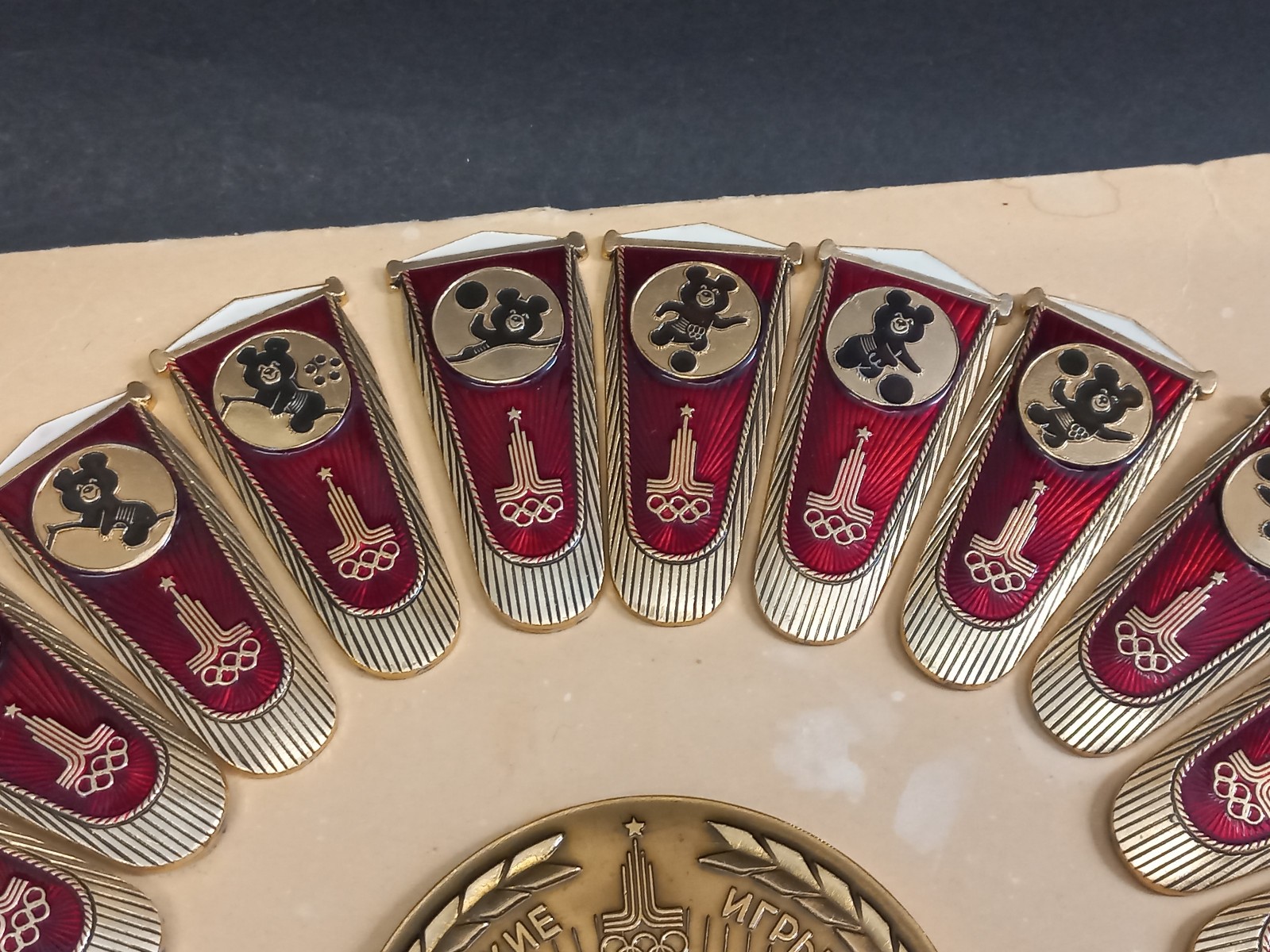 Vintage Badges Olympic Bear 1980, Full Set 25 pcs,USSR Olympic Bear,Moscow 80