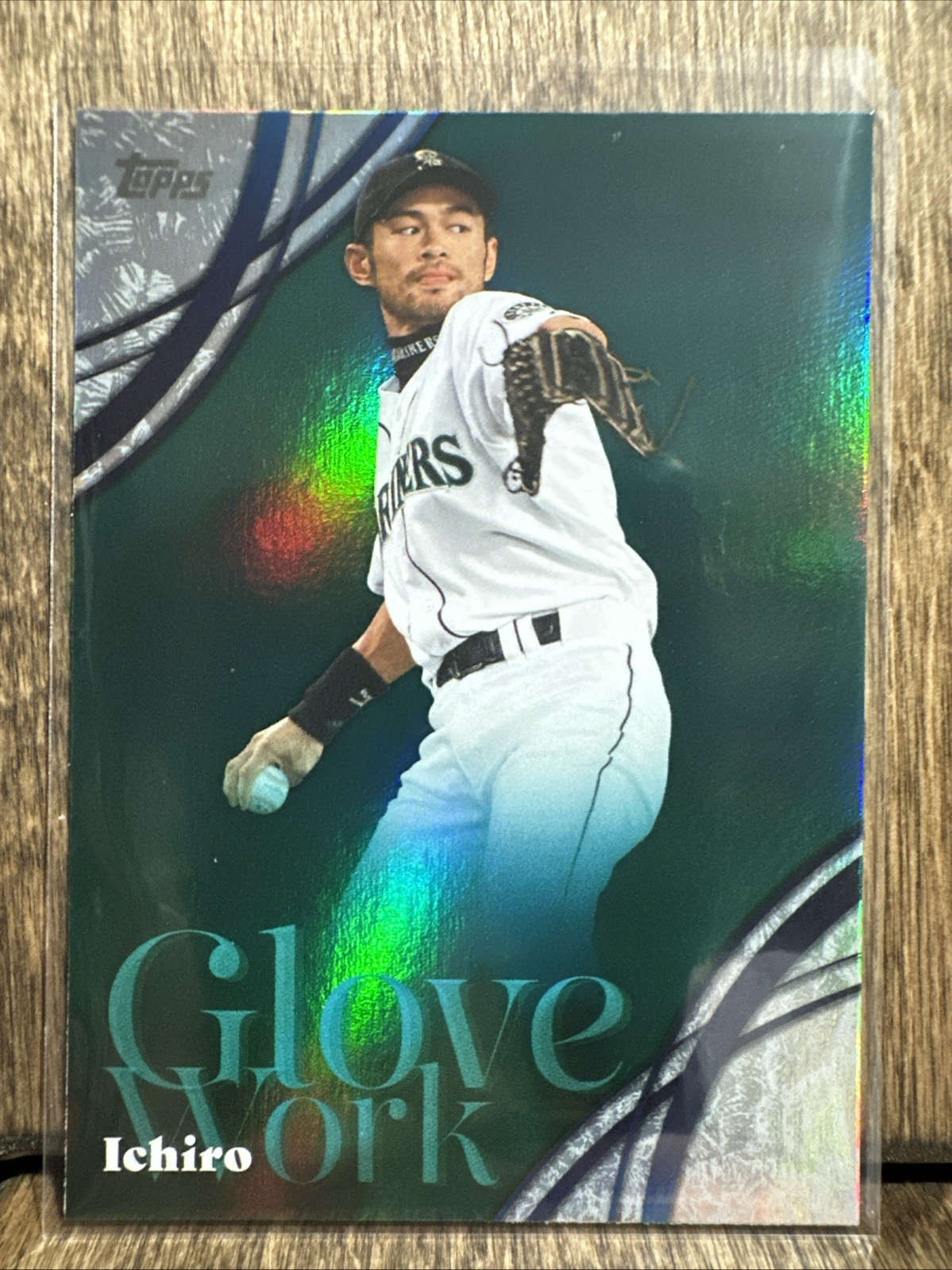 2026 Topps Series 2 Ichiro Glove Work #GW-16 Seattle Mariners