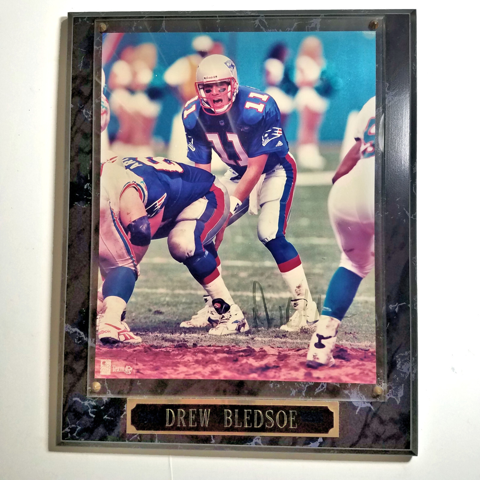 DREW BLEDSOE Patriots Autographed 8×10 Signed Photo in 12.5″ x 10.5″ Plaque