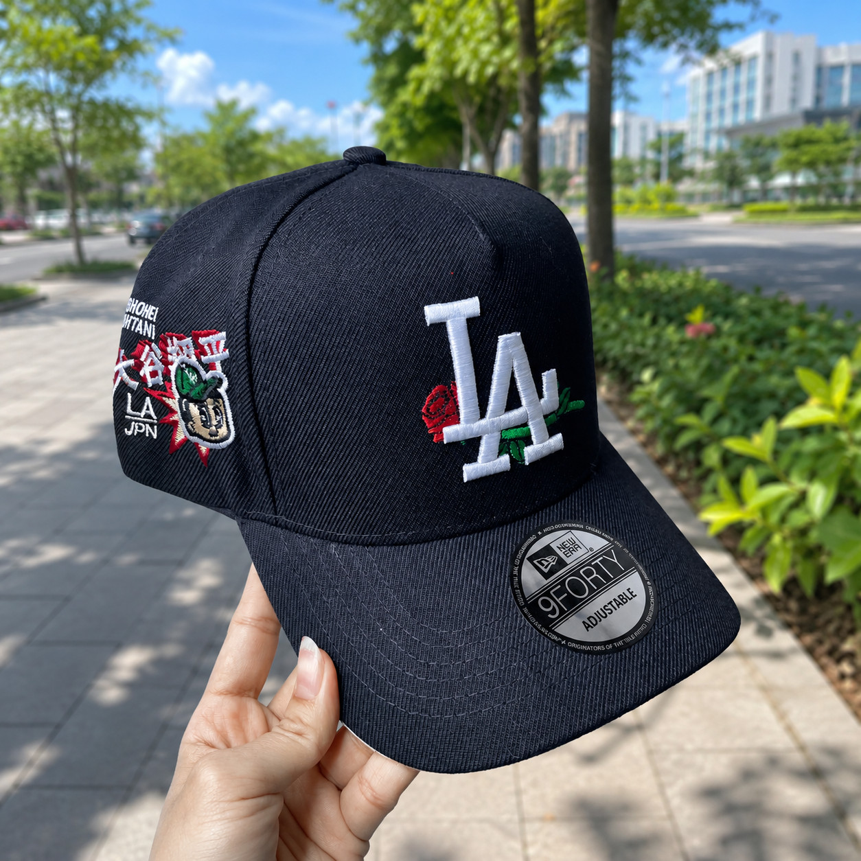 LA Dodgers Black 9FORTY Adjustable Baseball Cap Rose Embroidered Hat Unisex