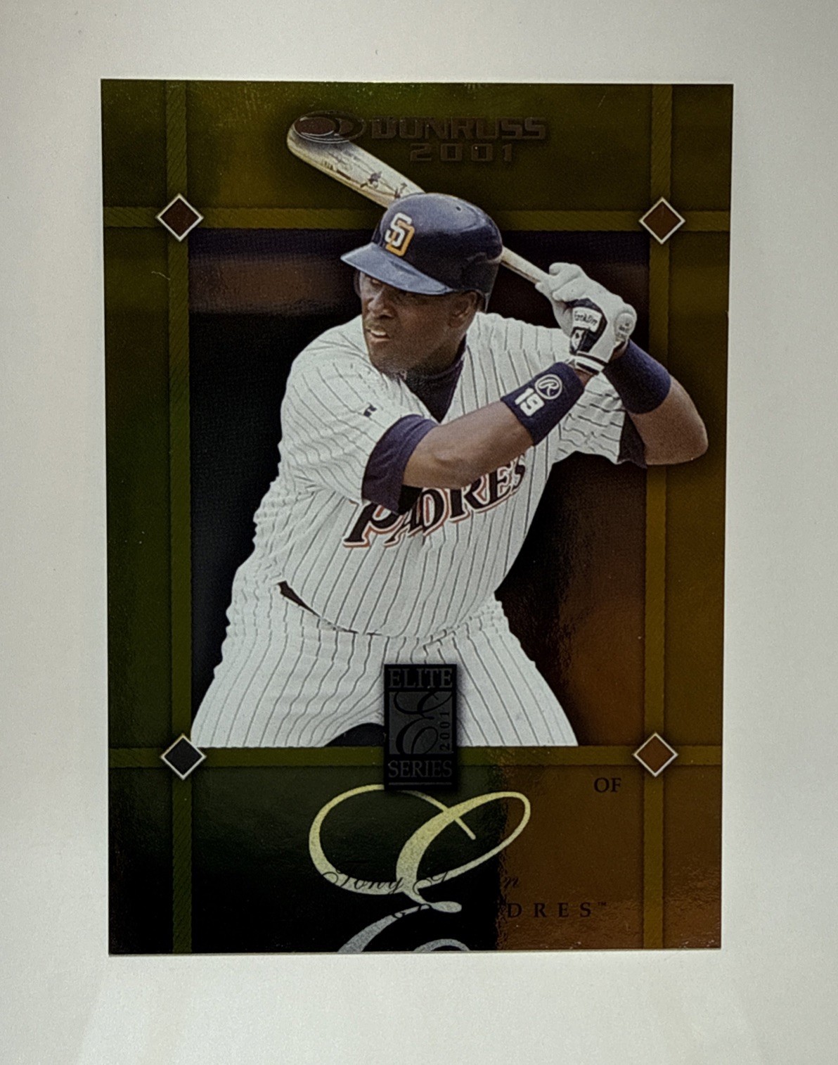 2001 Donruss – Elite Series Tony Gwynn #ES – 17 /2500 Padres NM