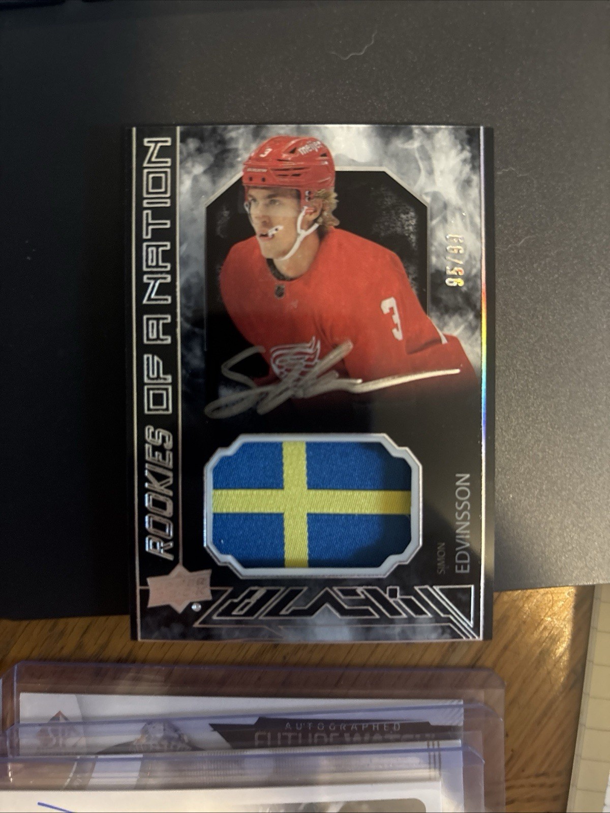 2023-24 UD SPx Simon Edvinsson Rookies of a Nation On Card Auto & Patch!! 95/99