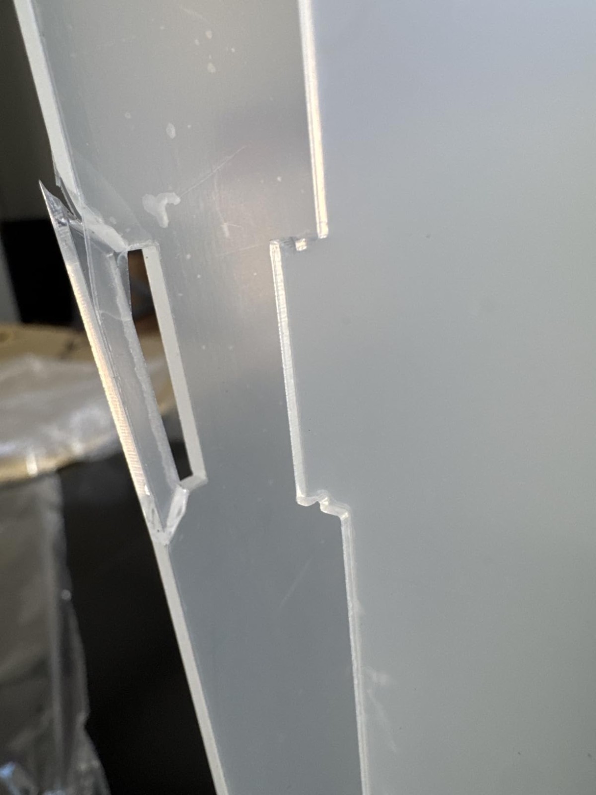 Acrylic Boxing Glove Display Case – Clear