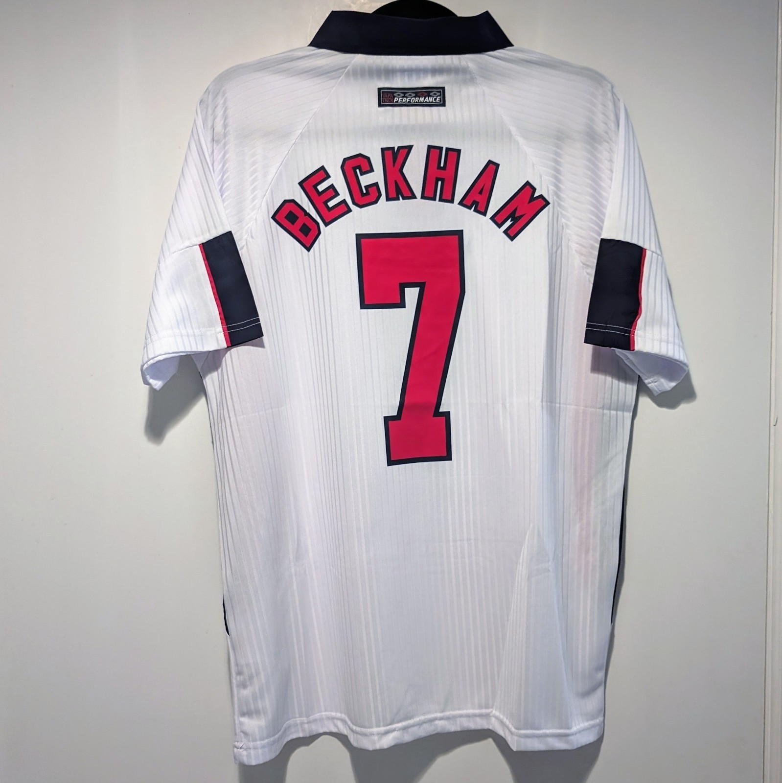 England David Beckham 1998 Retro Jersey Men’s L