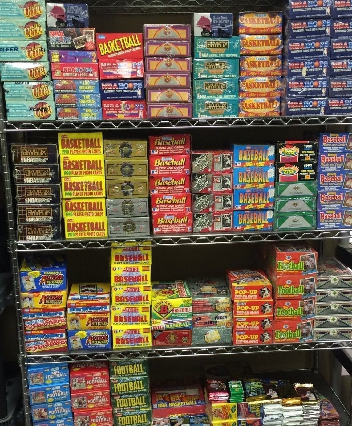ESTATE LIQUIDATION- LOT OF NEW OLD VINTAGE UNOPENED NBA Basketball CARDS IN PACK