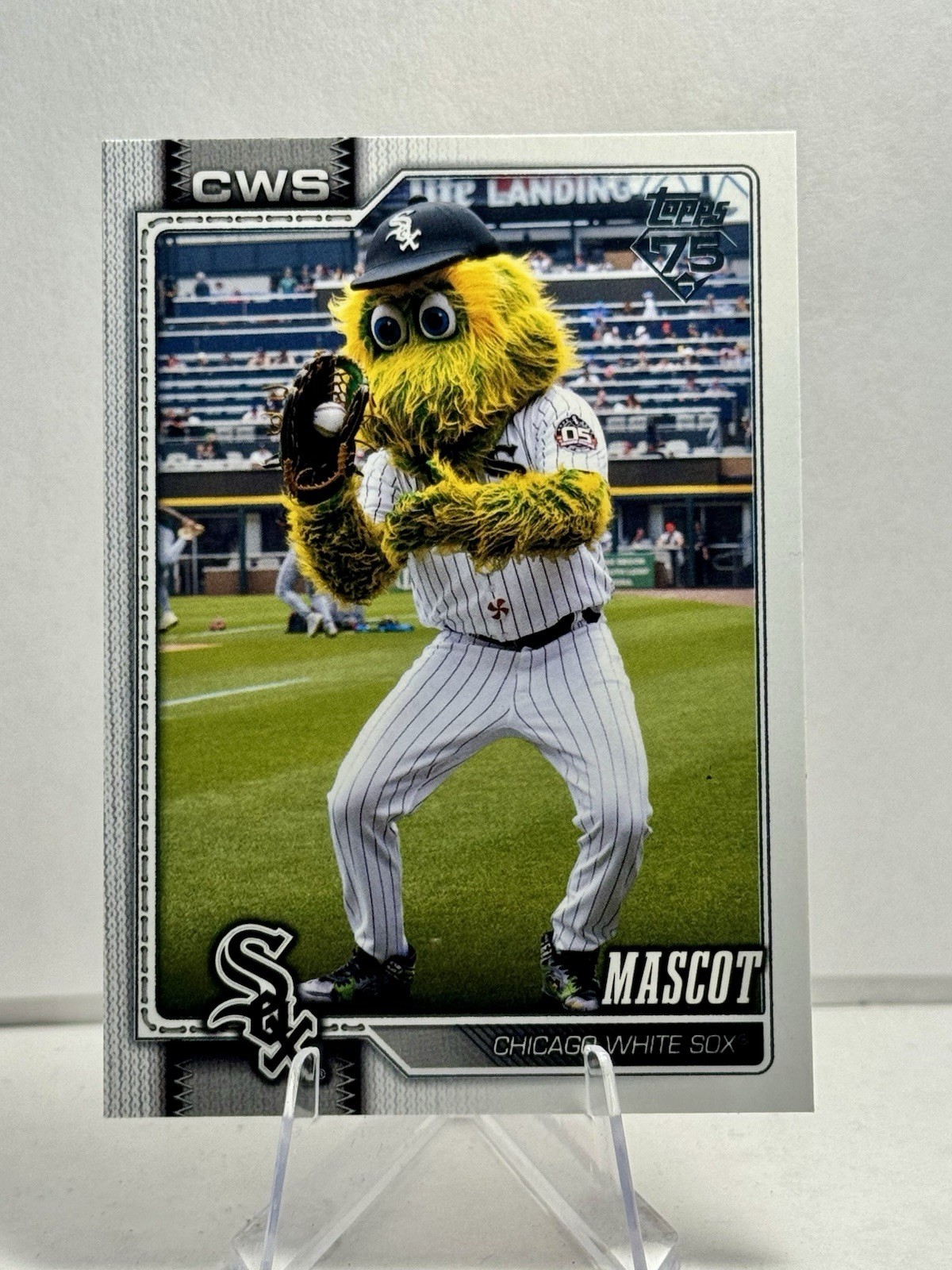 2026 Topps MLB Mascots/ 4 Cards – Mascot, Raymond, T.C. Bear, Mariner Moose