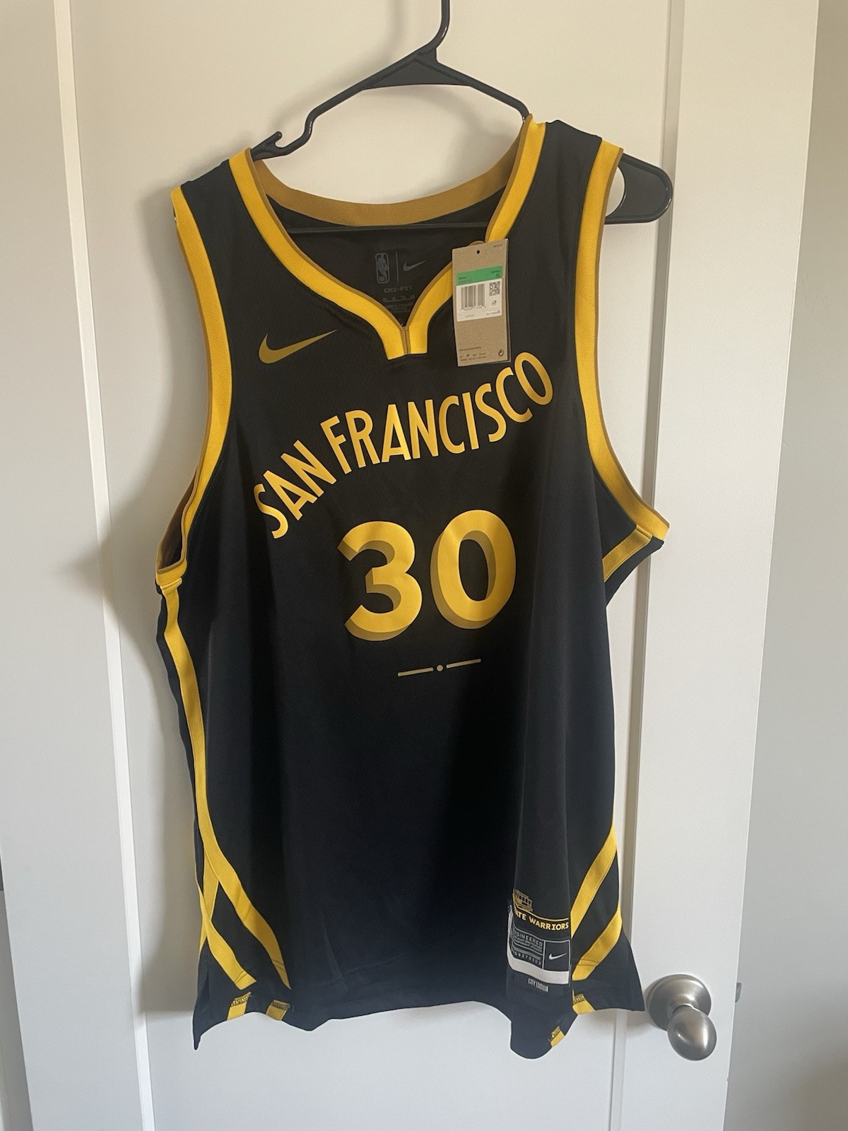 Official Nike Golden State Warrior 30 Swingman Jersey XL Retail $120