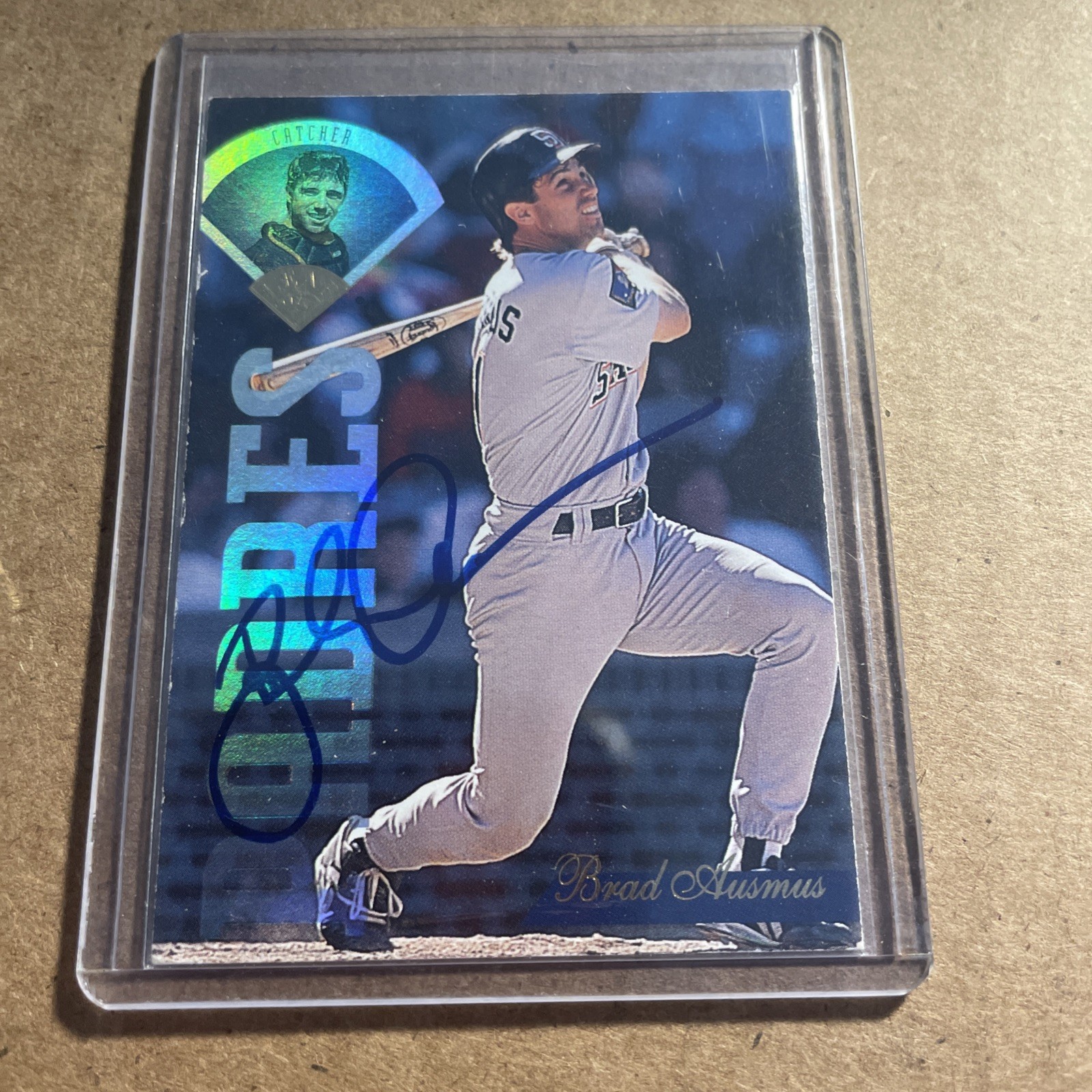 1993 Score Card signed by Mike Gartner…Slot T. Plus others,please choose.