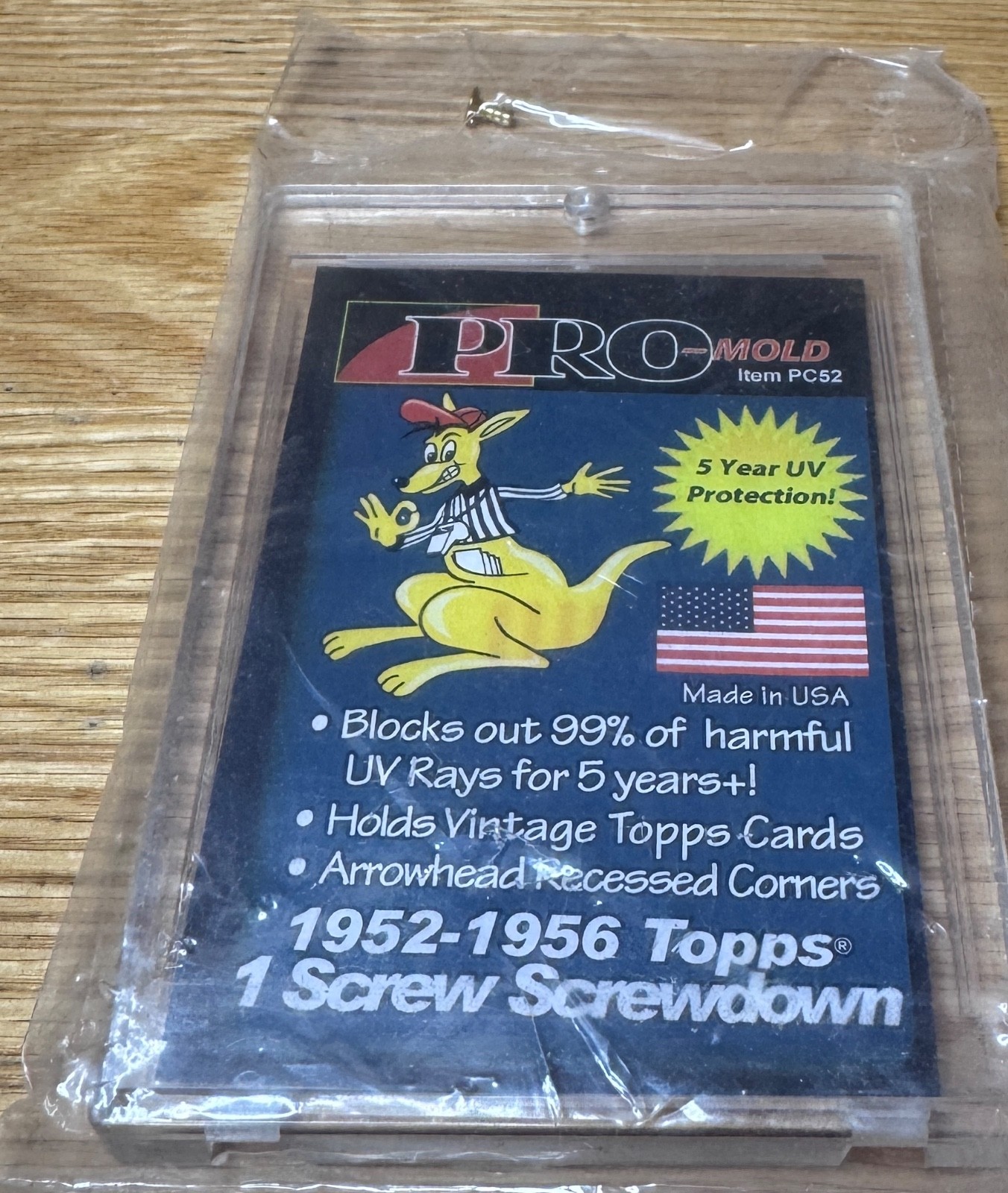Pro Mold 1 Screw Screwdown Holder Protector Regular Card Size Arrow Corner 20 Pt