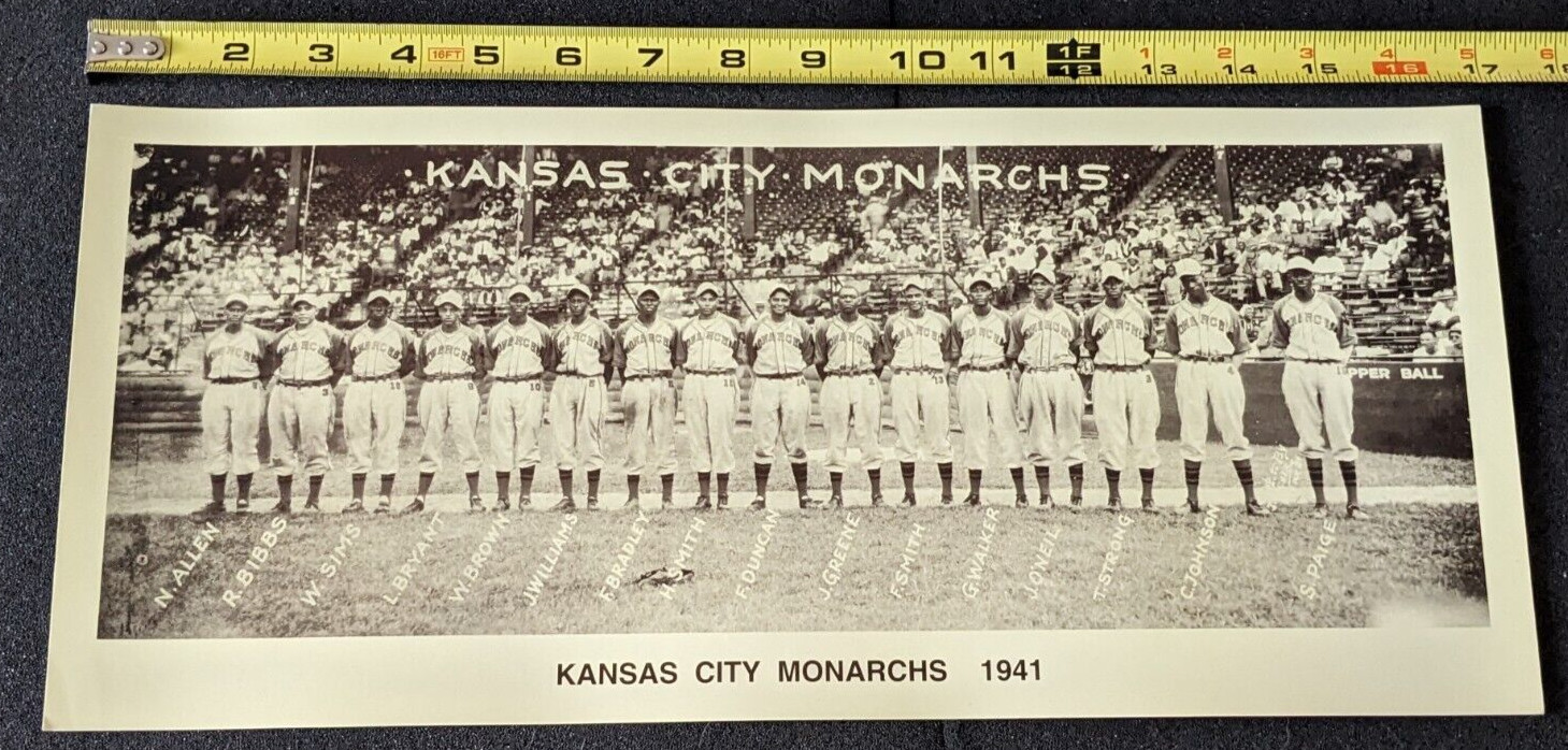 NEGRO LEAGUES KANSAS CITY MONARCHS 1941 CHAMPION TEAM PHOTO POSTER 17 IN X 7 IN