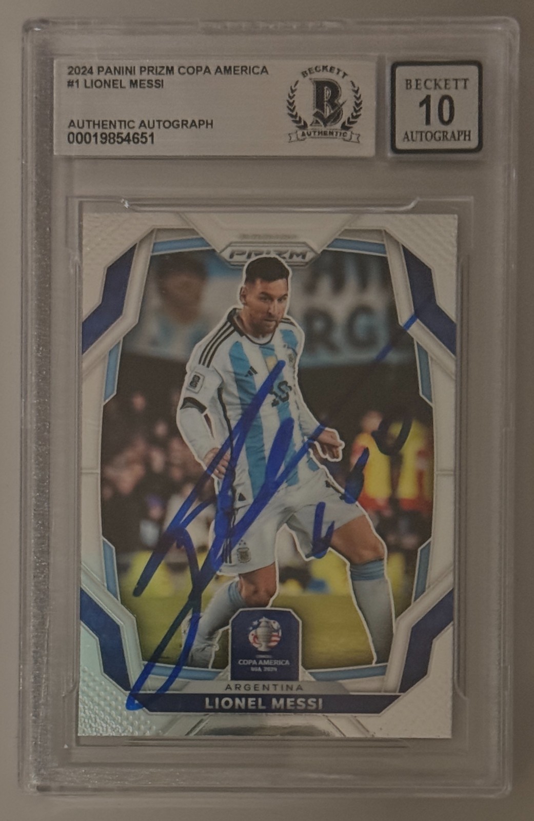 2024 Panini Prizm Copa America #1 Signed Lionel Messi #1 Beckett BAS AUTO 10