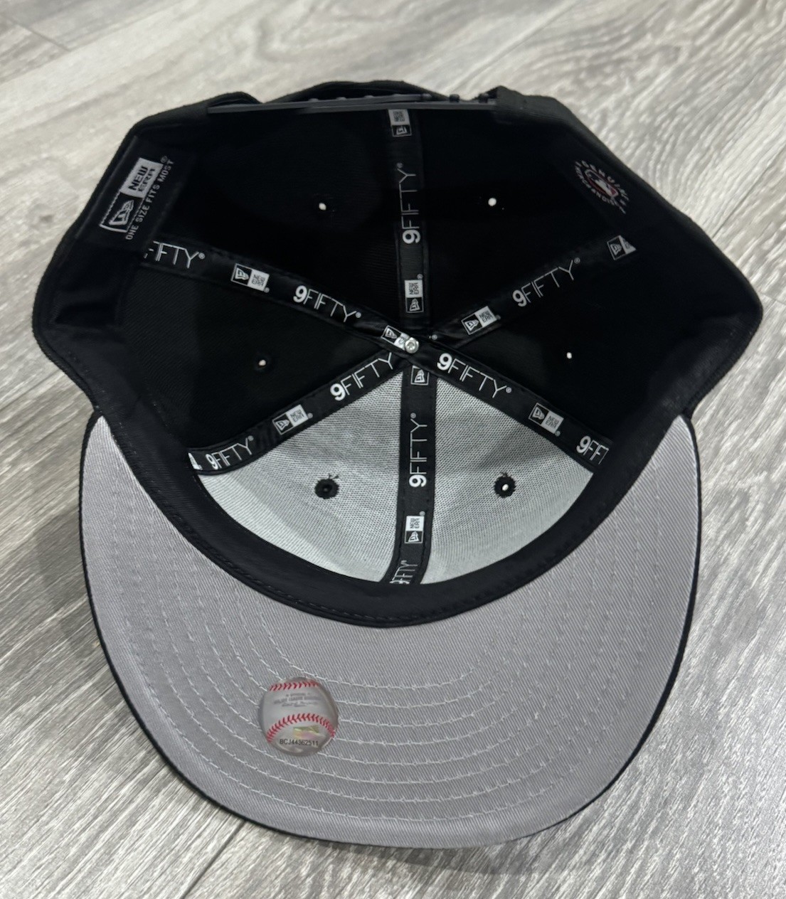 LA Dodgers New Era 9Fifty SnapBack Adjustable Hat Black Color