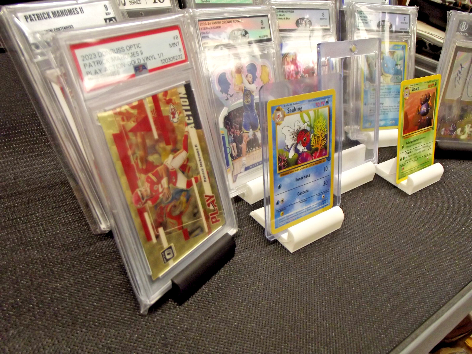 POKEMON 5x Card Stand Holder PSA Display 🔥UNIVERSAL🔥 Top loader & Slabs