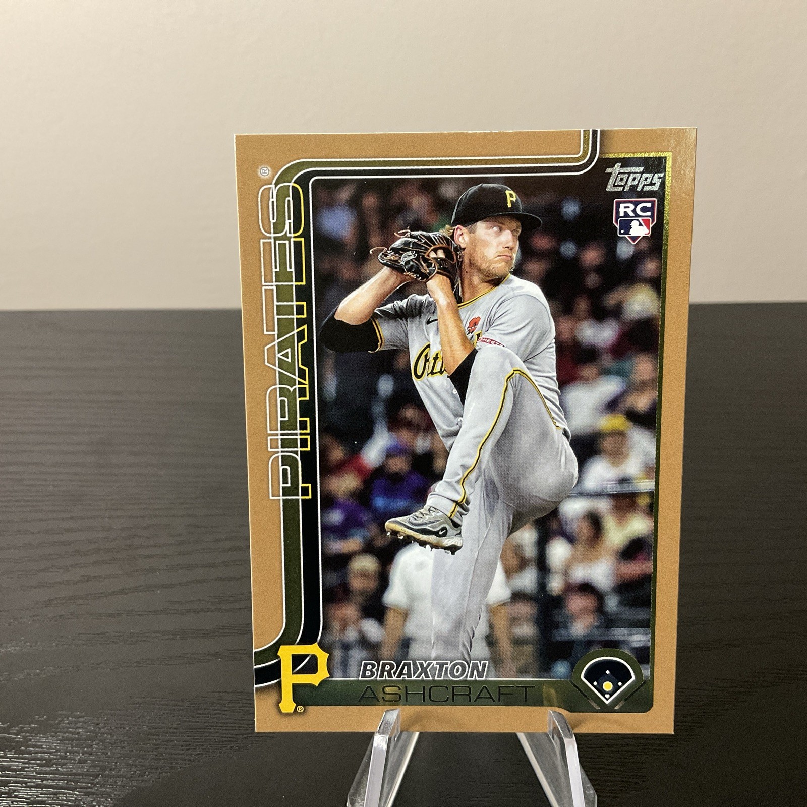 2025 Topps Update Series – Braxton Ashcraft #US32 Gold /2025 RC Pirates