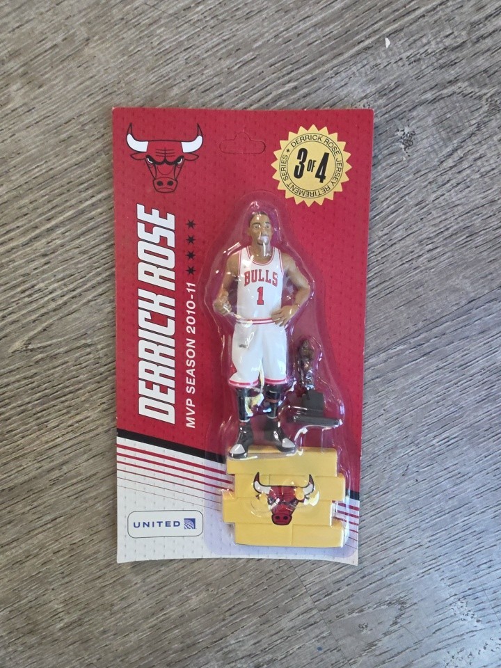 New Chicago Bulls Derrick Rose 2010-11 MVP Season Action Figure