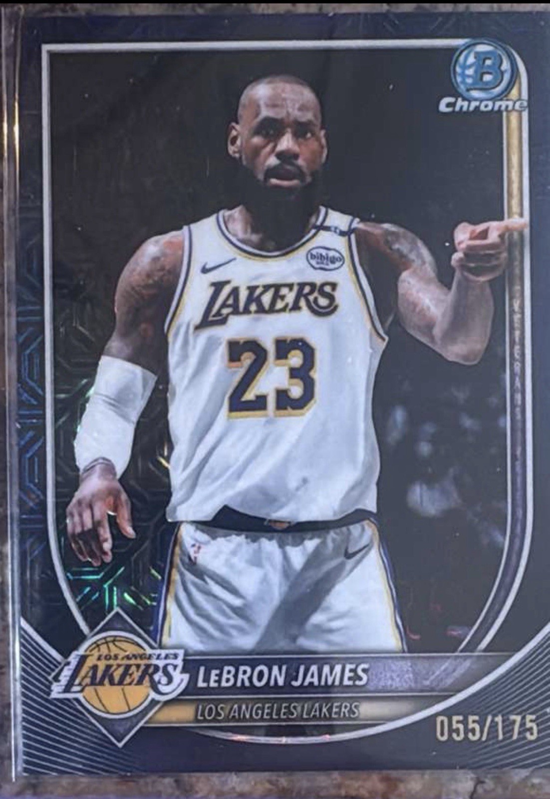 2025-26 Bowman LEBRON JAMES Chrome Navy Mojo Mega Refractor /175 LAKERS